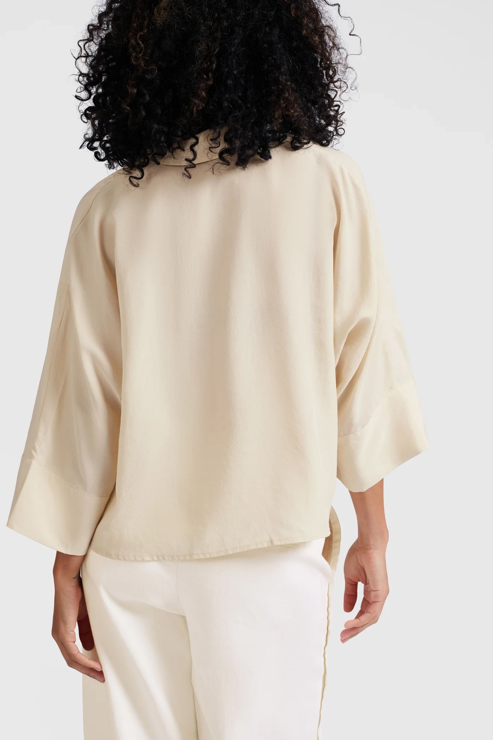 Yaya Cropped loose fit blouse RAINY DAY BEIGE 3