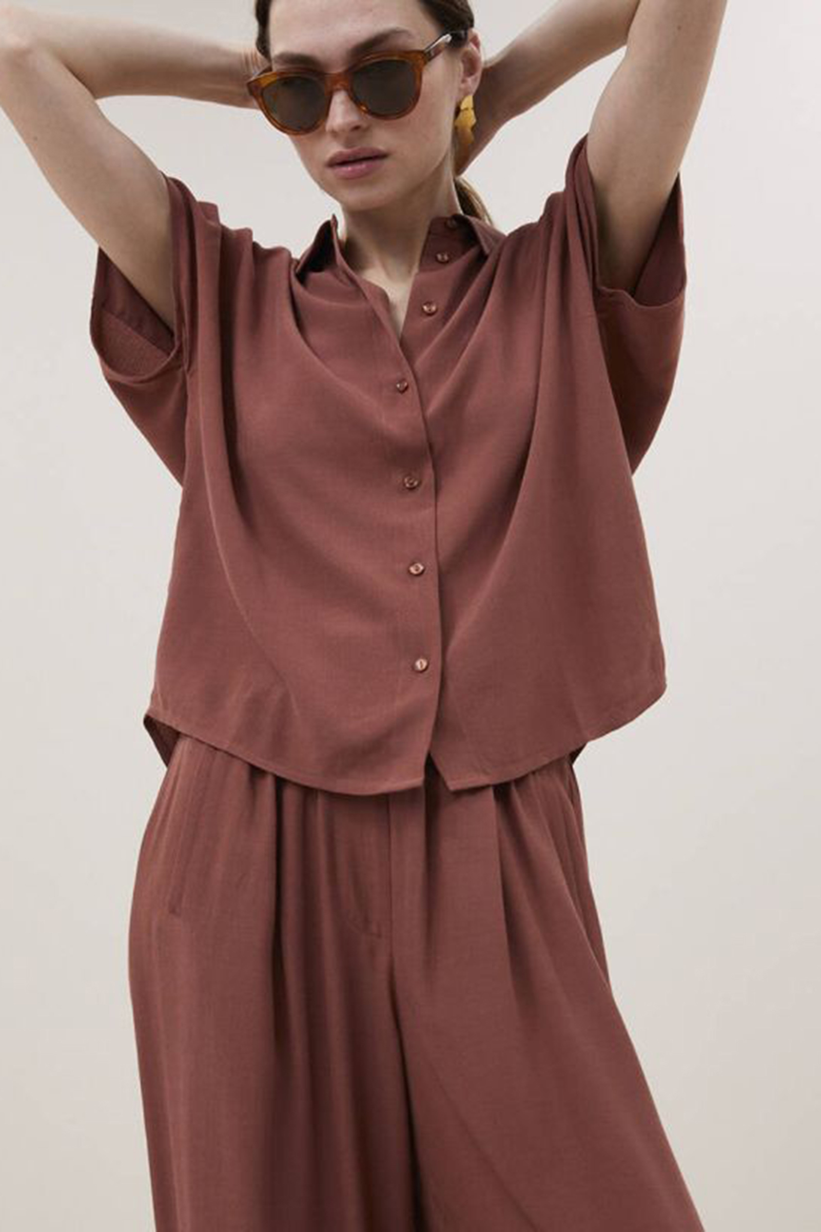 Dames blouse korte mouw bruin