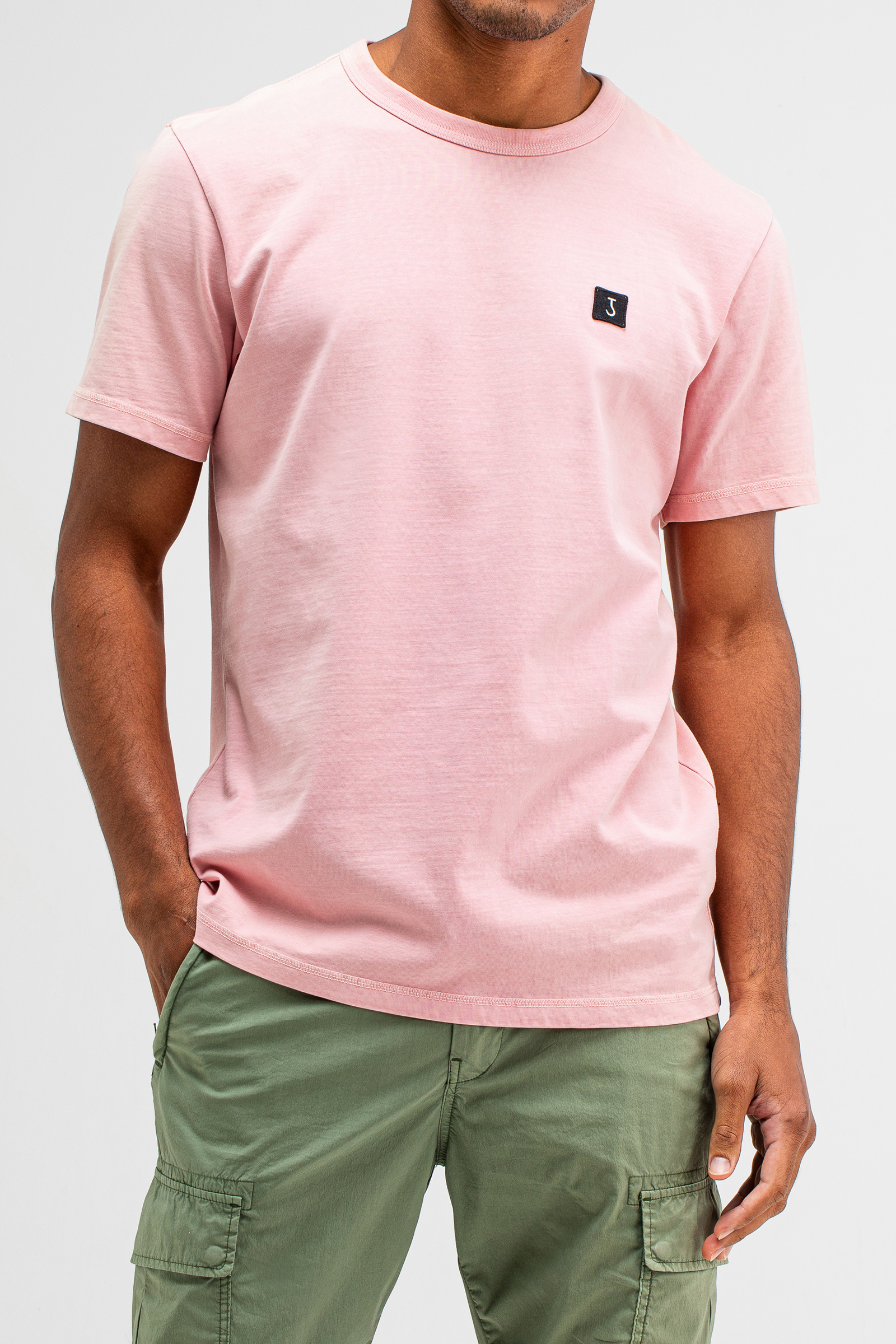 Butcher of Blue Army Tee Rood-1 2