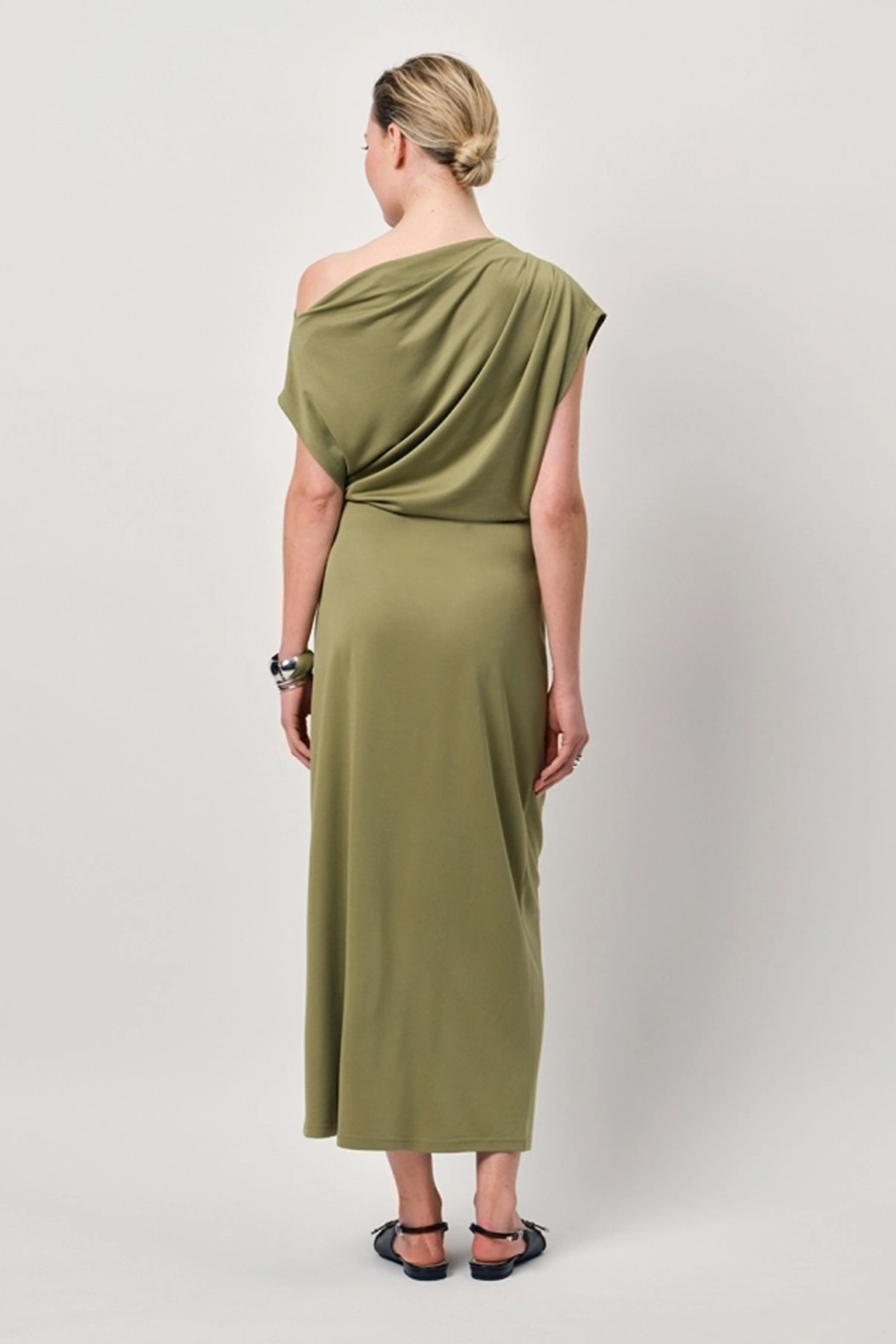 Dante 6 Jett off shoulder Groen-1 3
