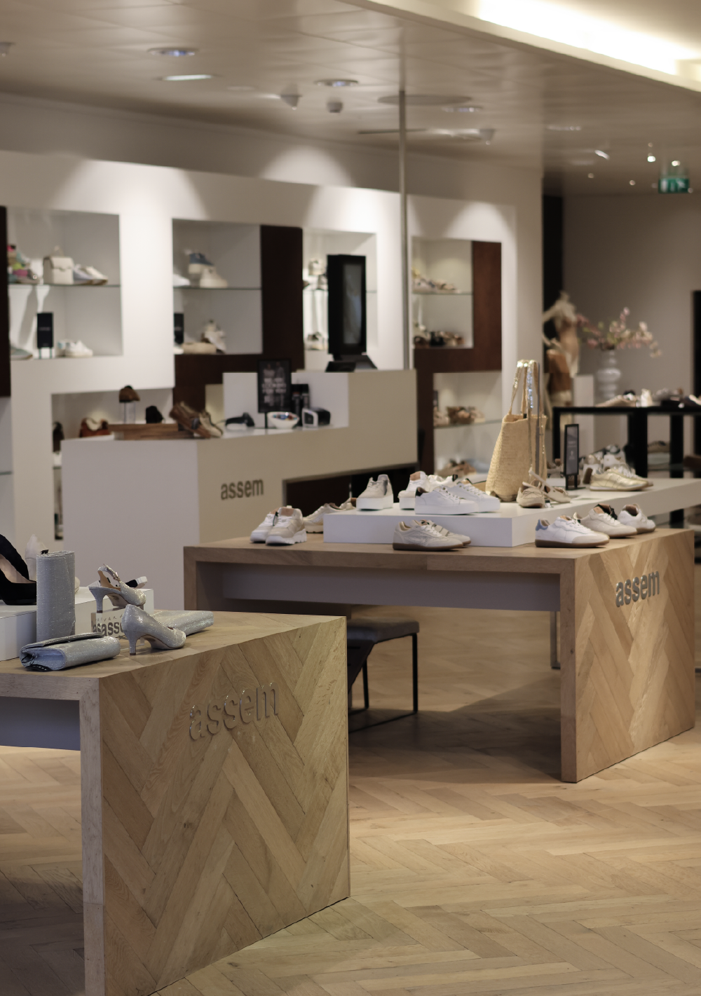 VD Assem shop-in-shop