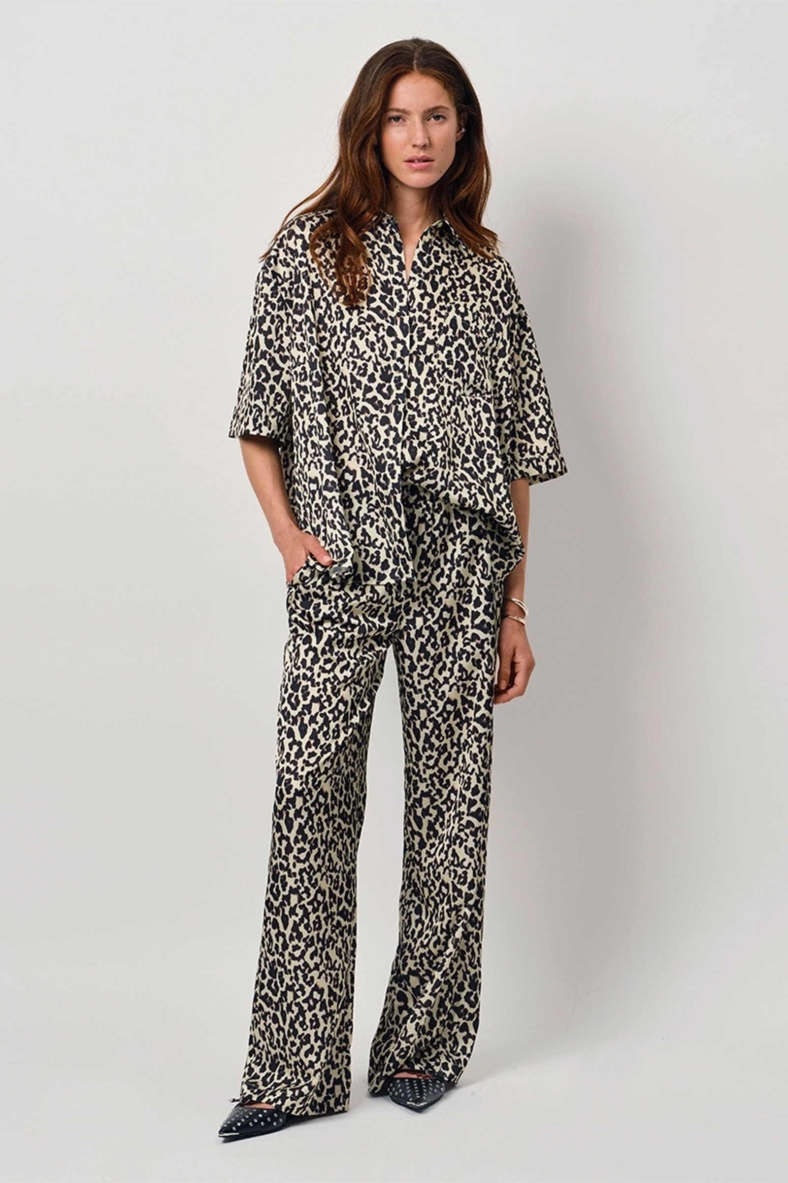 Dames blouse lange mouw bruin
