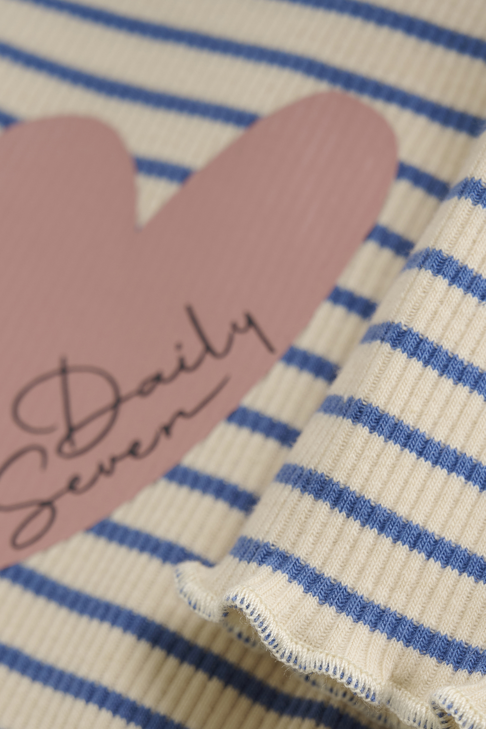 Daily7 Tshirt striped Ecru-1 2
