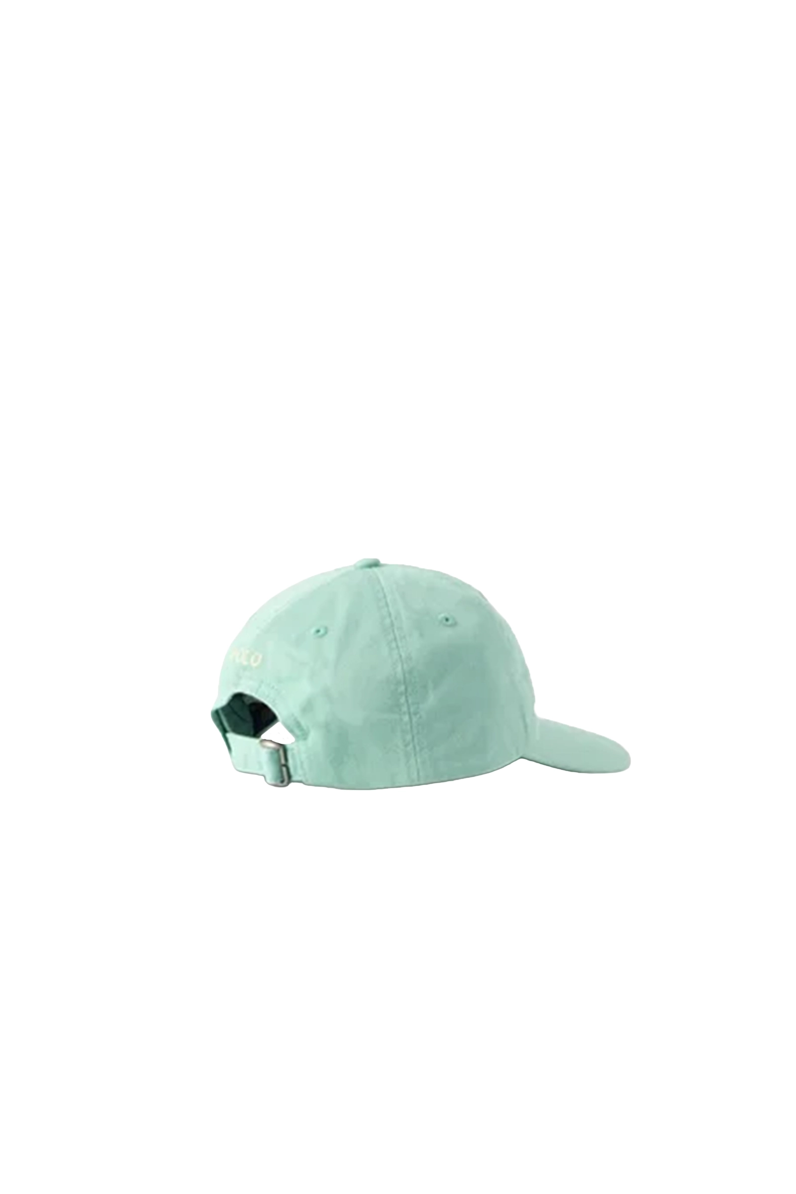 Jongens pet groen