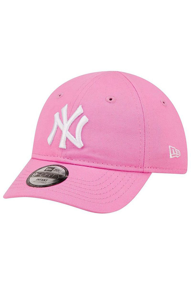 Casual cap rose