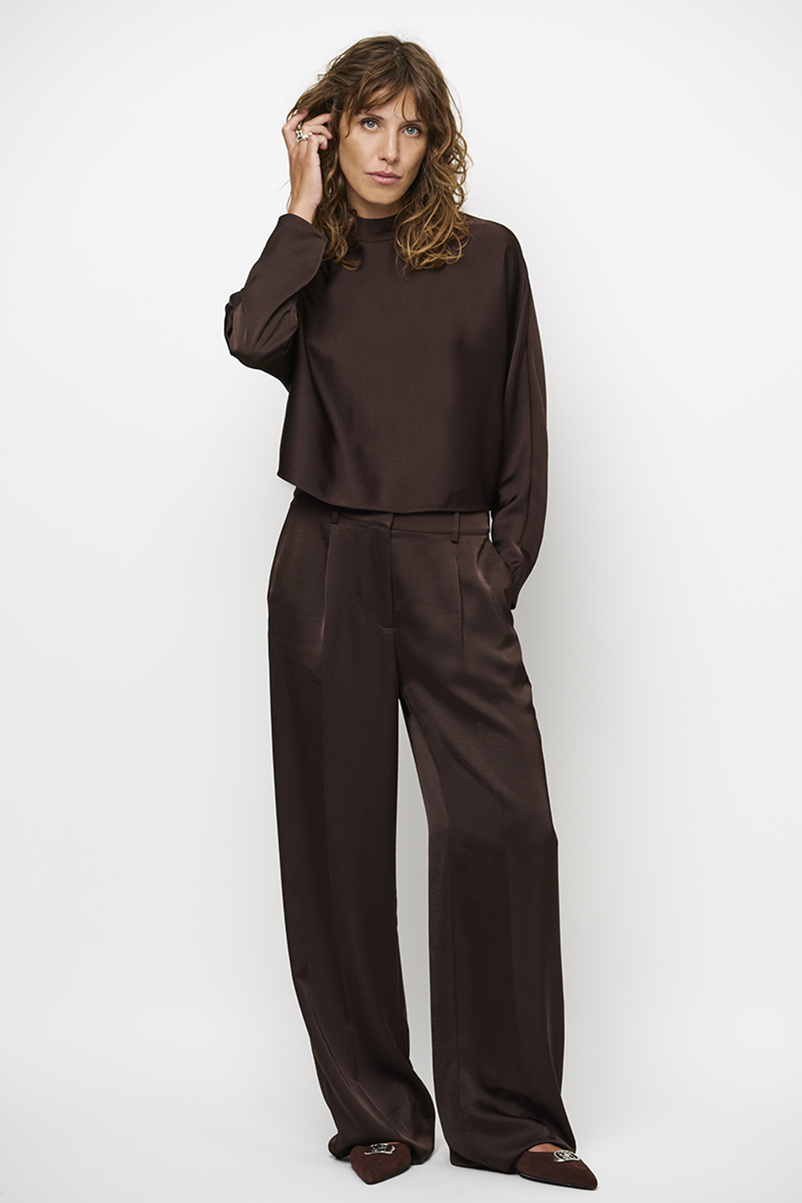 Dames blouse lange mouw bruin