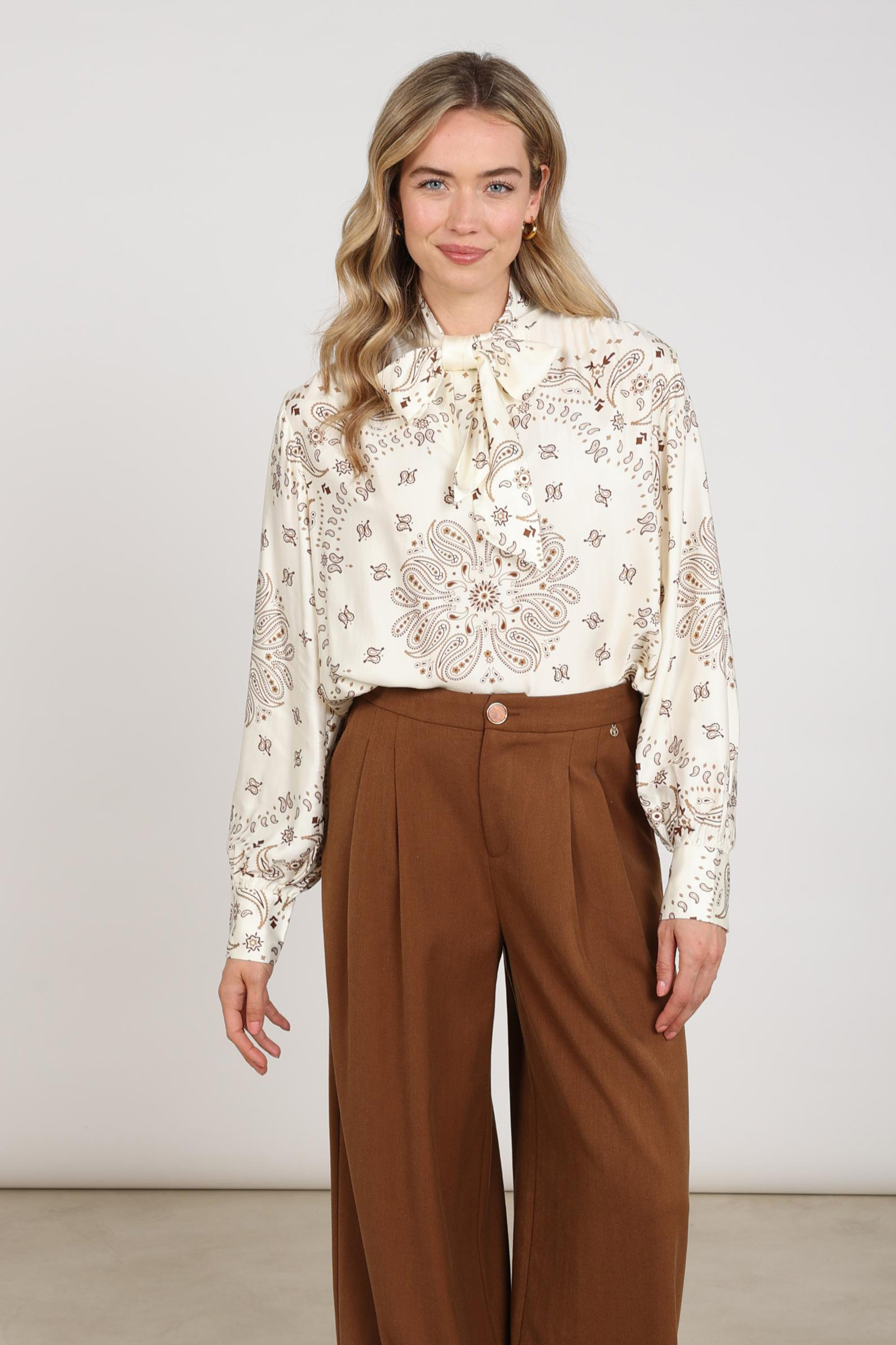 Dames blouse lange mouw wit