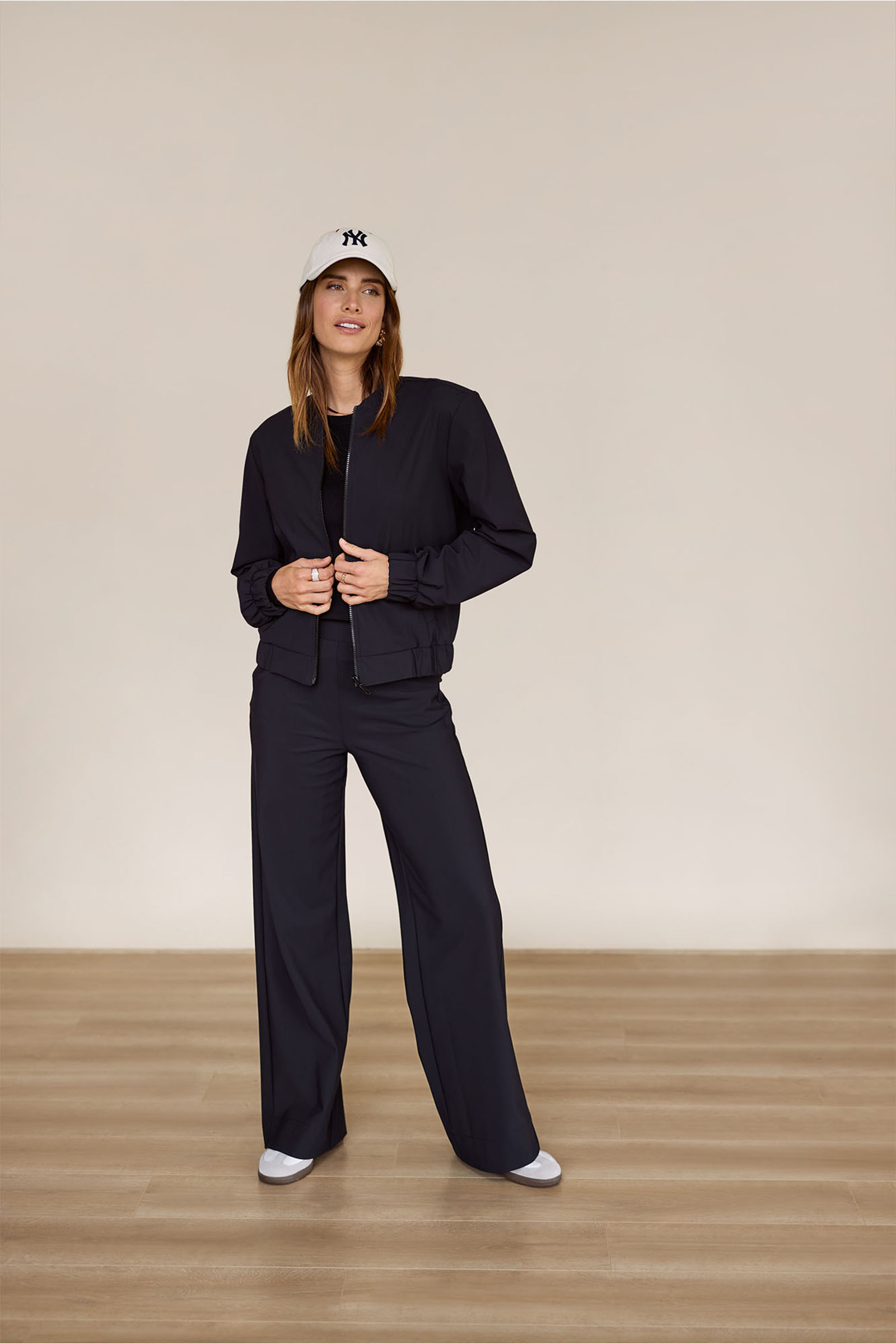 Dames blouse korte mouw zwart