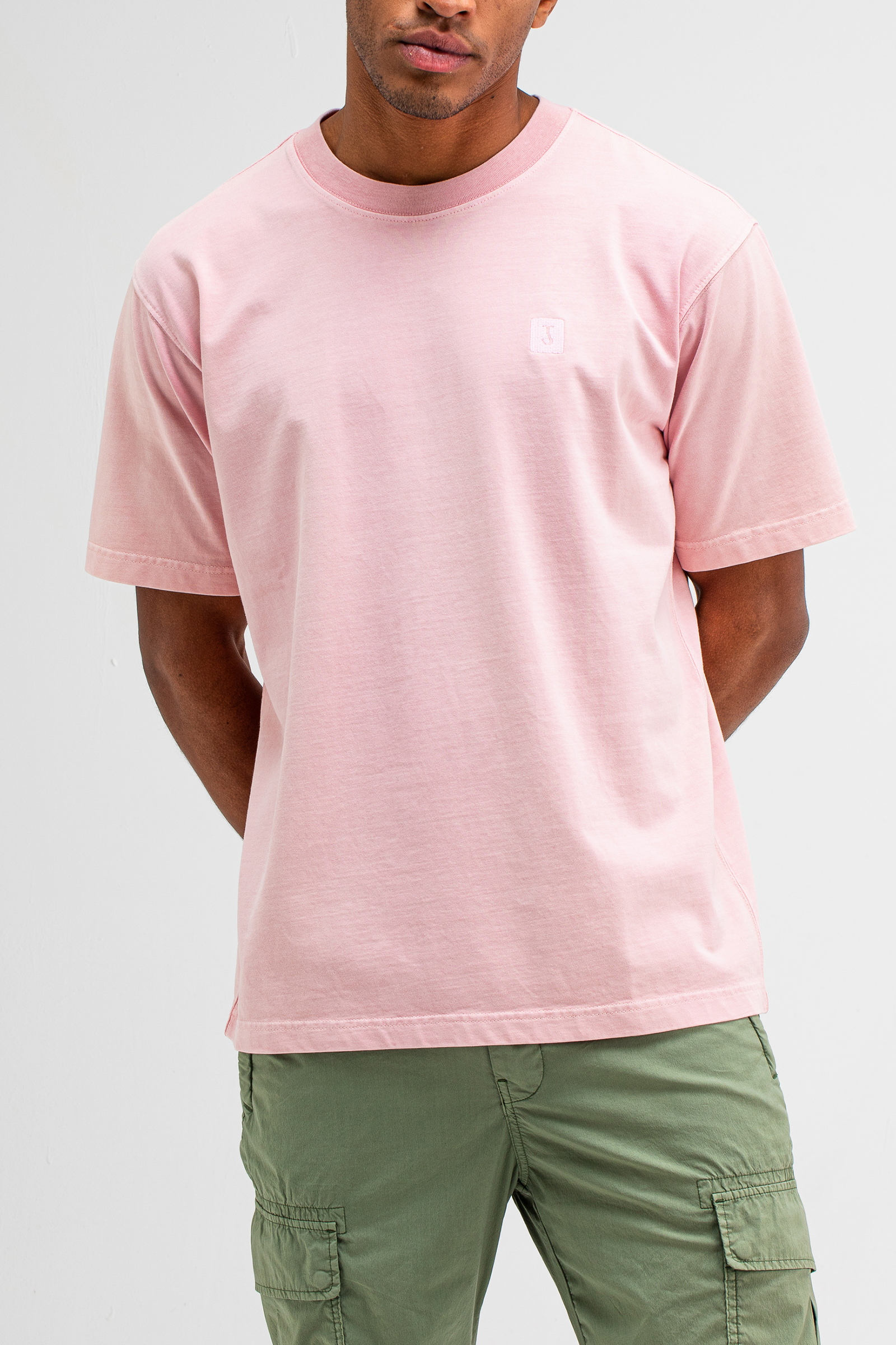 Butcher of Blue Army Loose Tee Rood-1 2