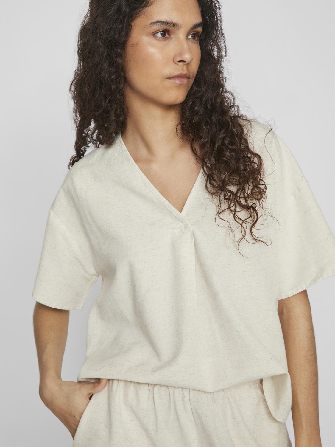 Vila VIPRISILLA V-NECK S/S TOP/1 - NOOS 262675-Super Light Natural Melan 4