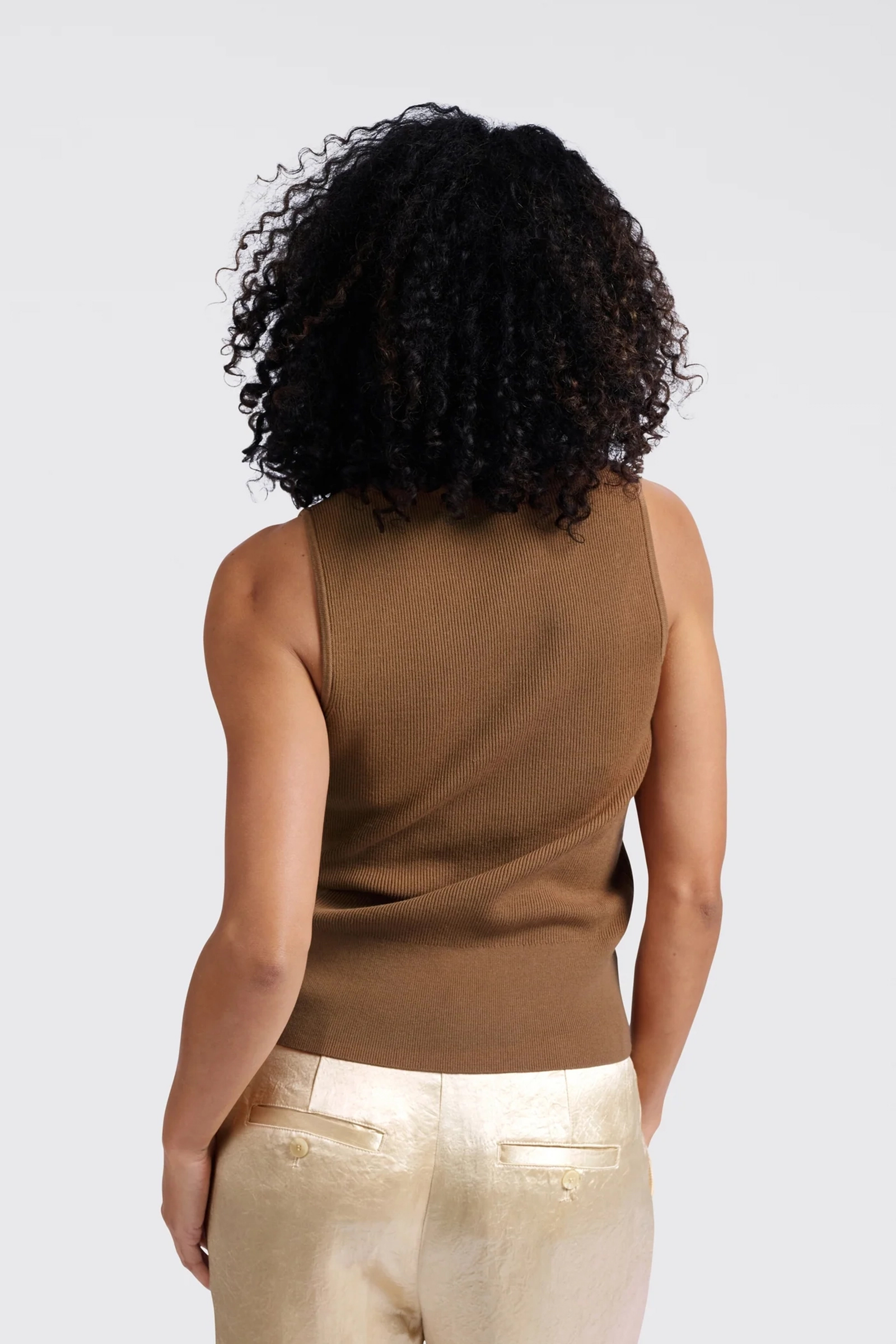 Yaya Rib fitted tanktop CHIPMUNK BROWN 3