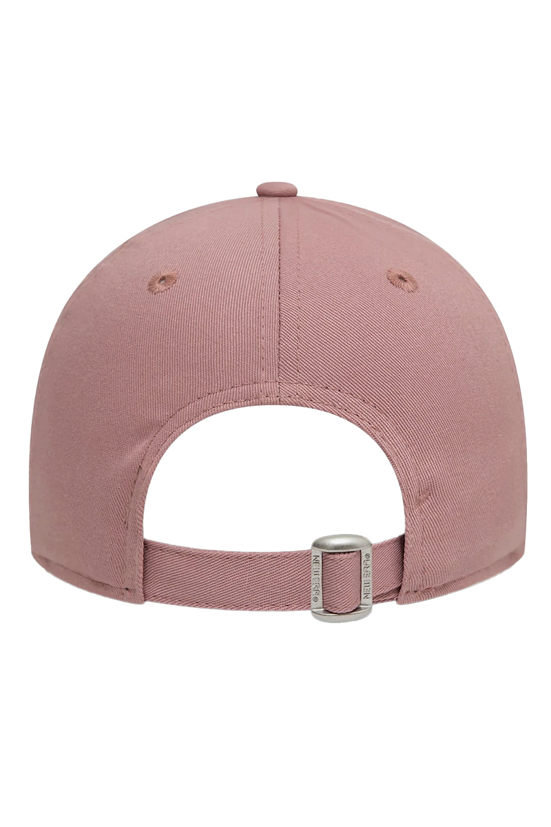 Casual cap rose
