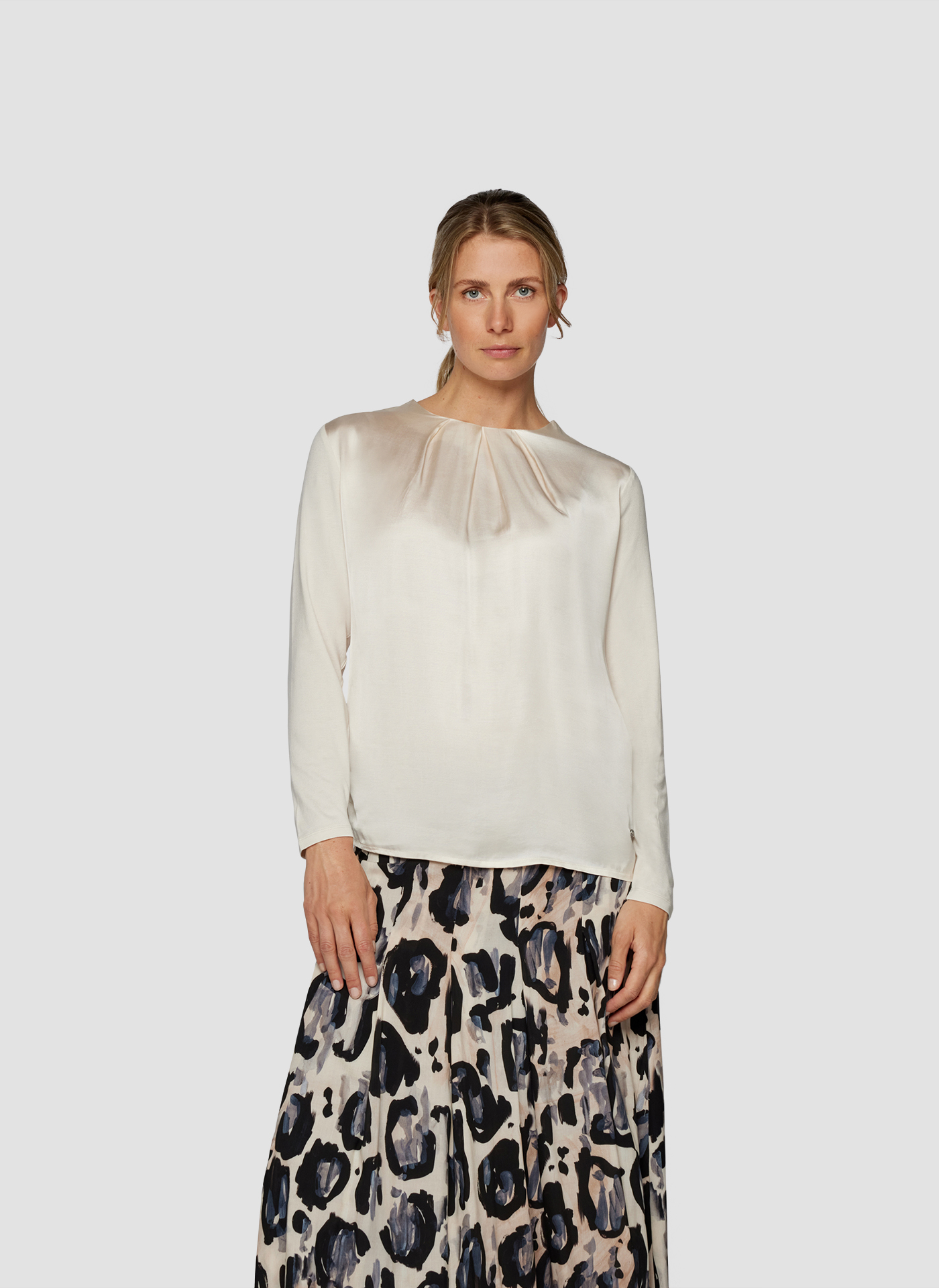 Dames blouse lange mouw ecru