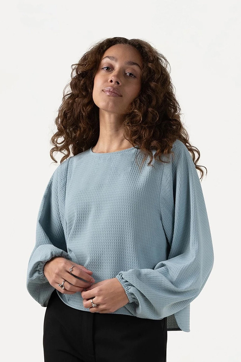 Dames t-shirt lange mouw blauw