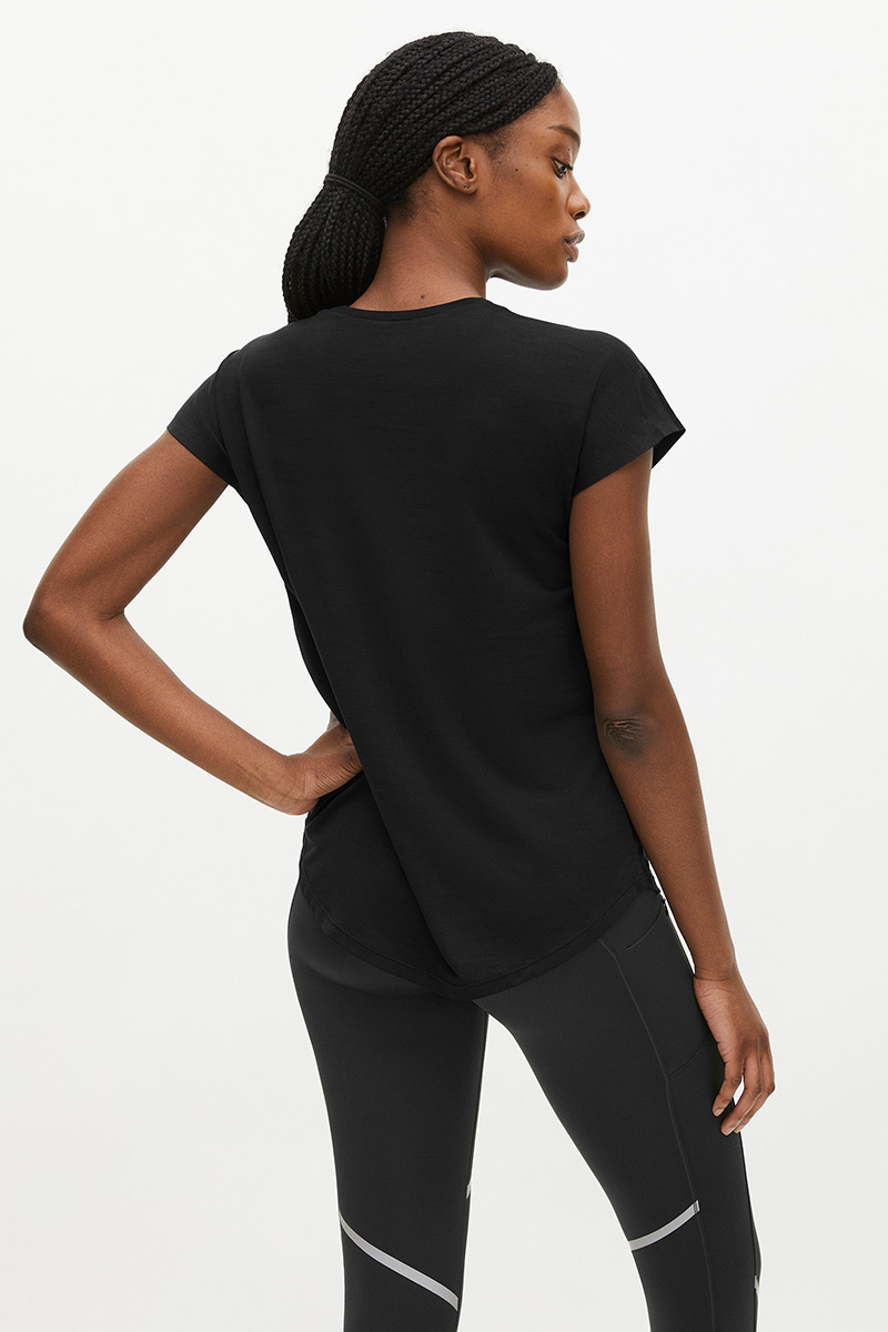 Rohnisch ELI LOOSE TEE Zwart-1 4