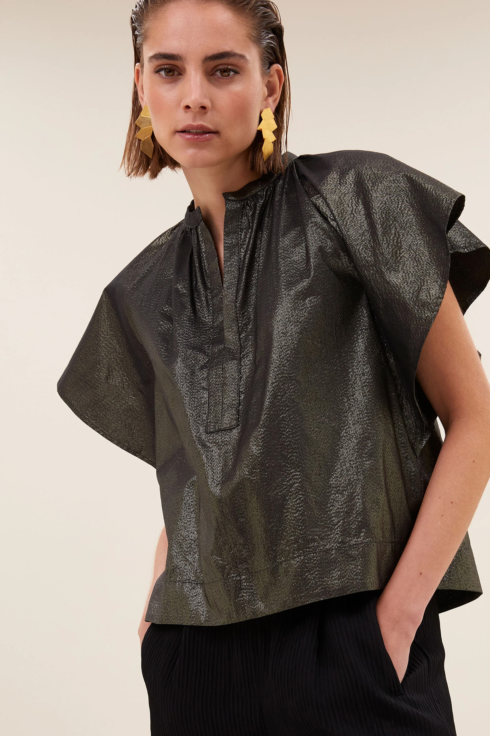 Dames blouse korte mouw goud