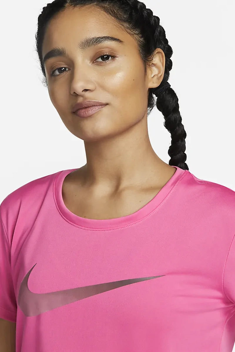 nike running t shirt