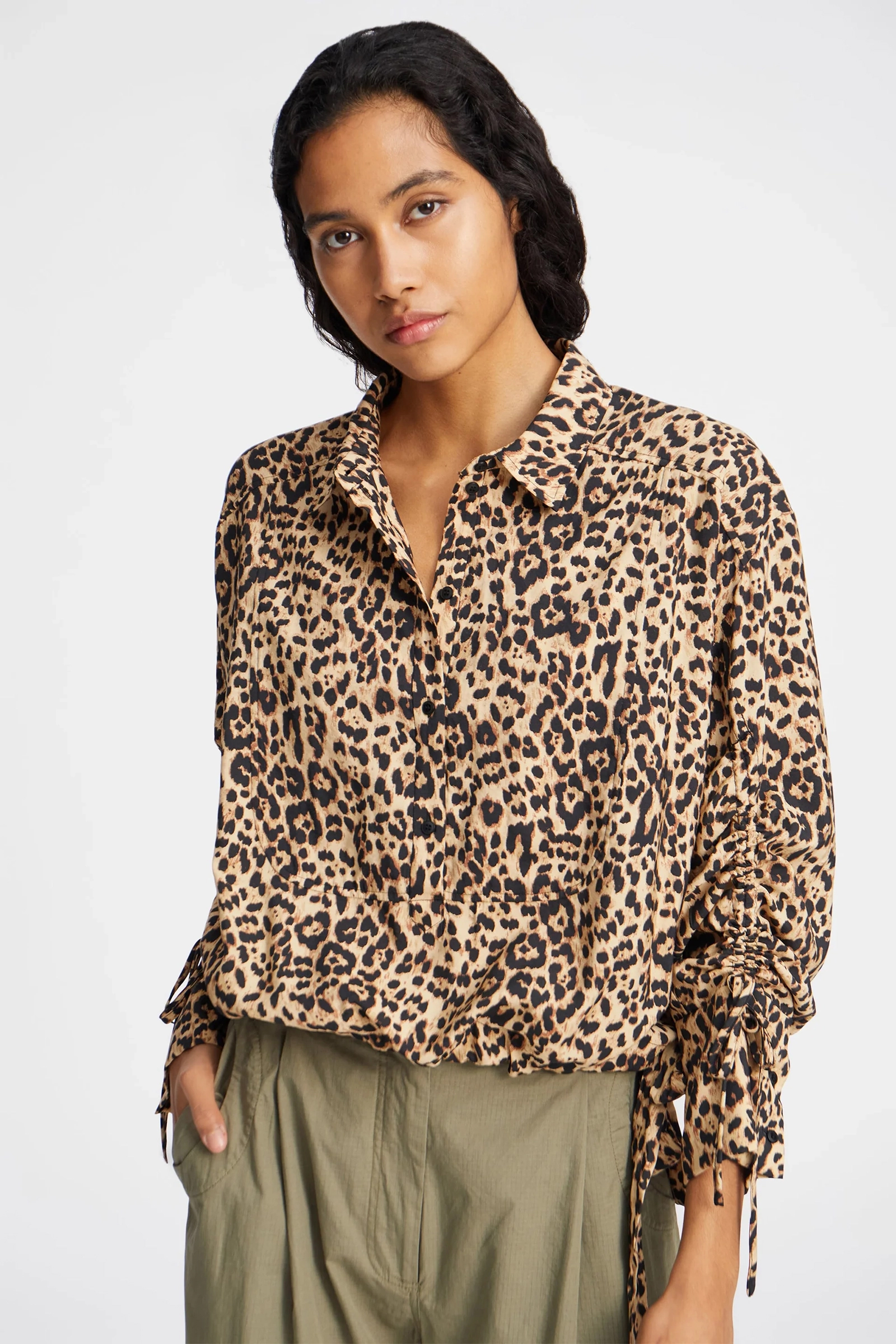 Dames blouse lange mouw bruin