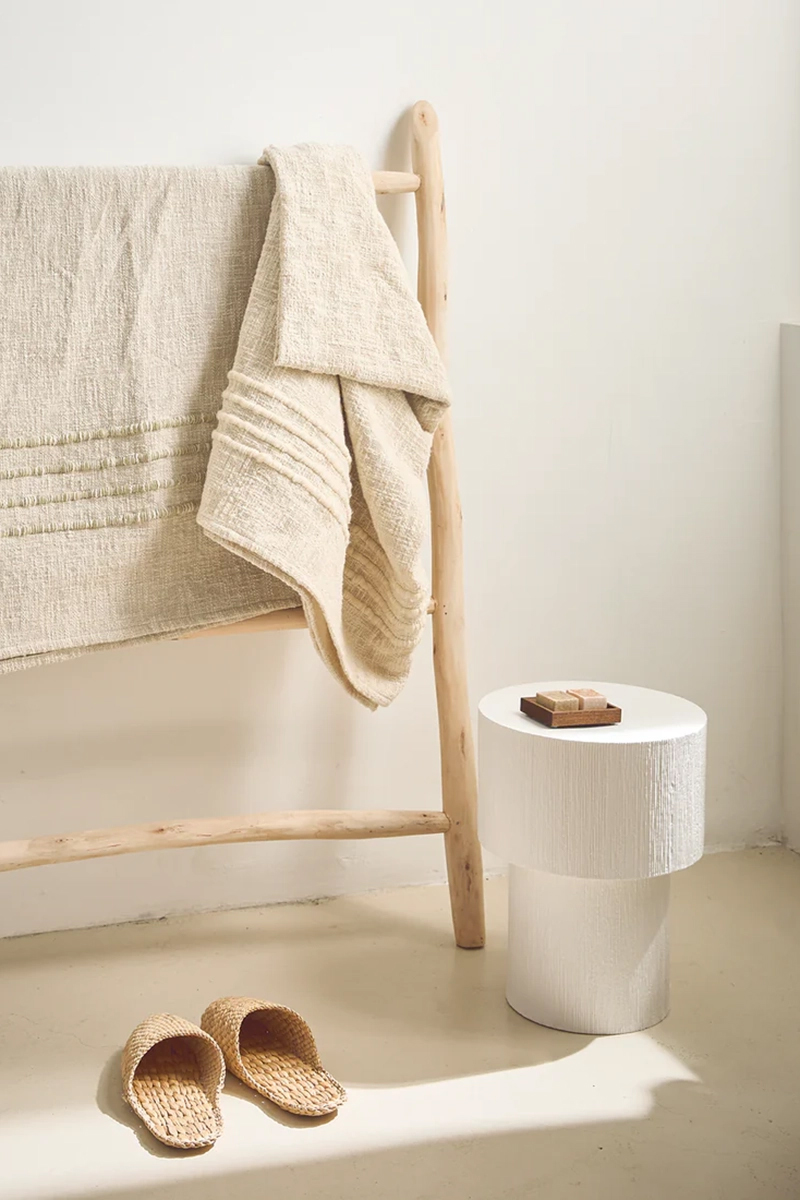 Home deco accessoires ecru