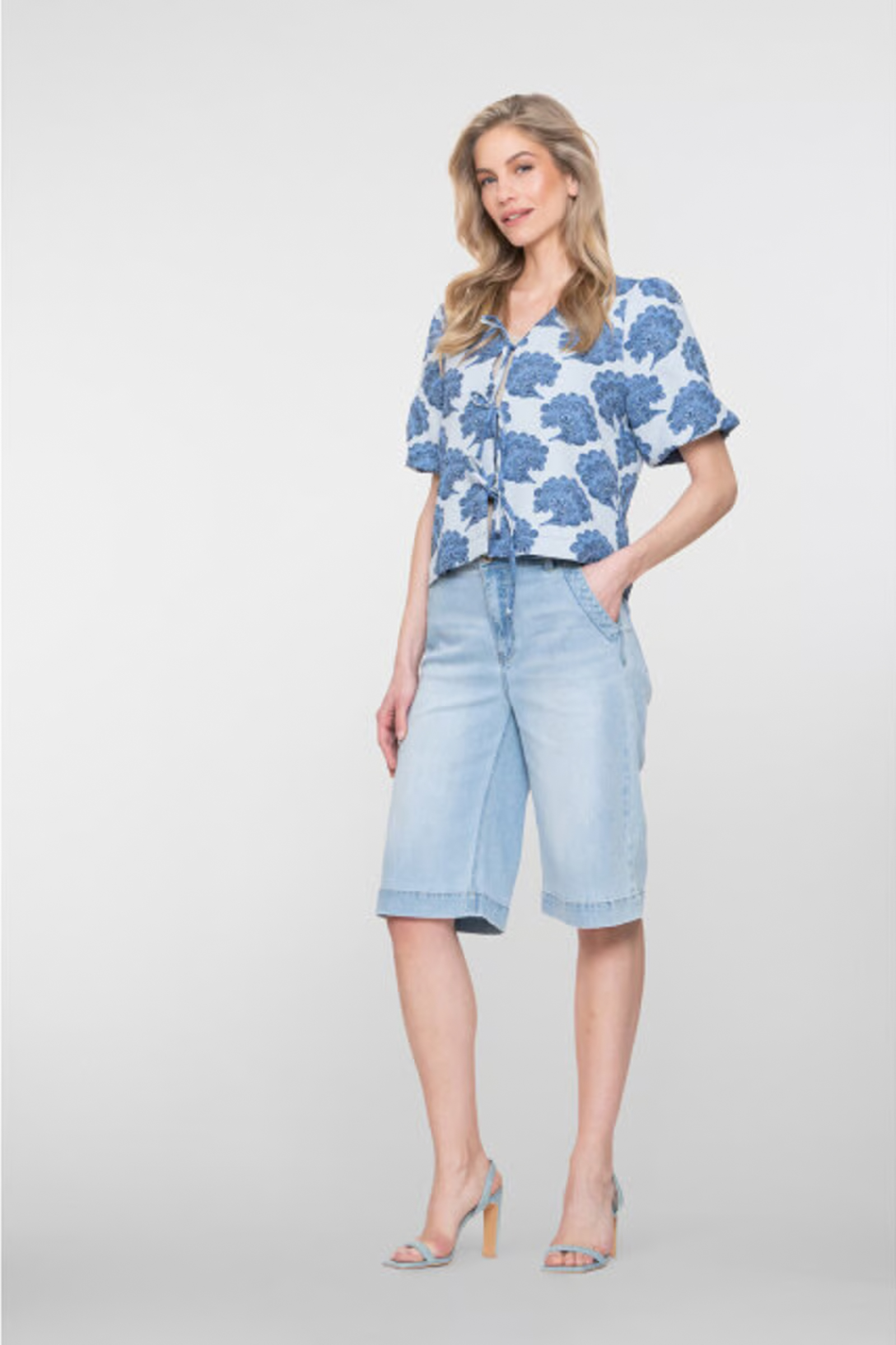 Dames short blauw