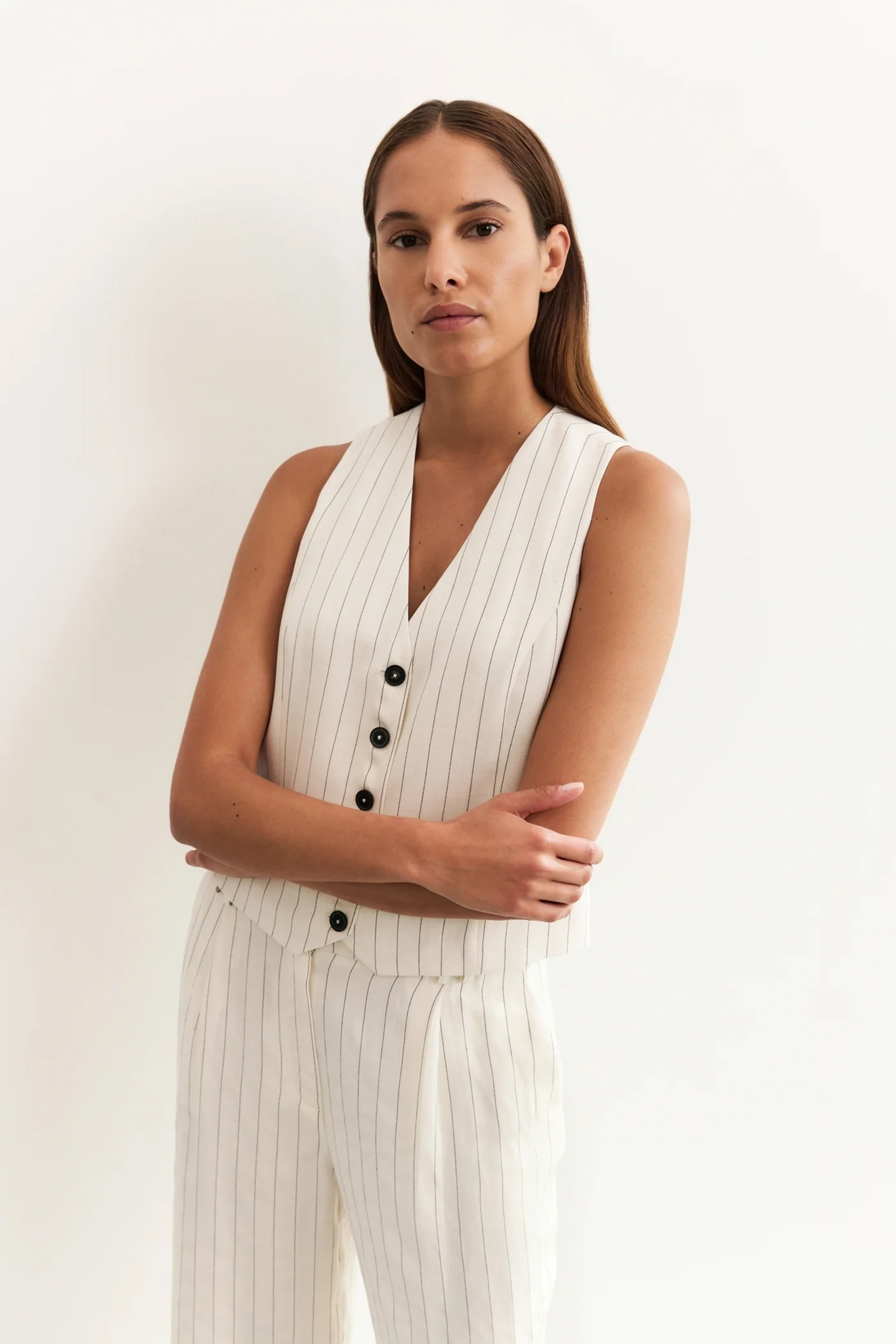 Yaya Linen mix pinstripe gilet SAND LINEN BEIGE DESSIN 2