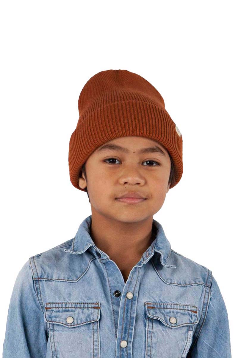 Wintersport muts junior bruin